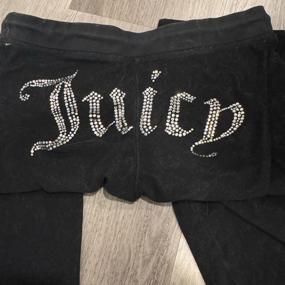 Sold - Picture 3 of 5